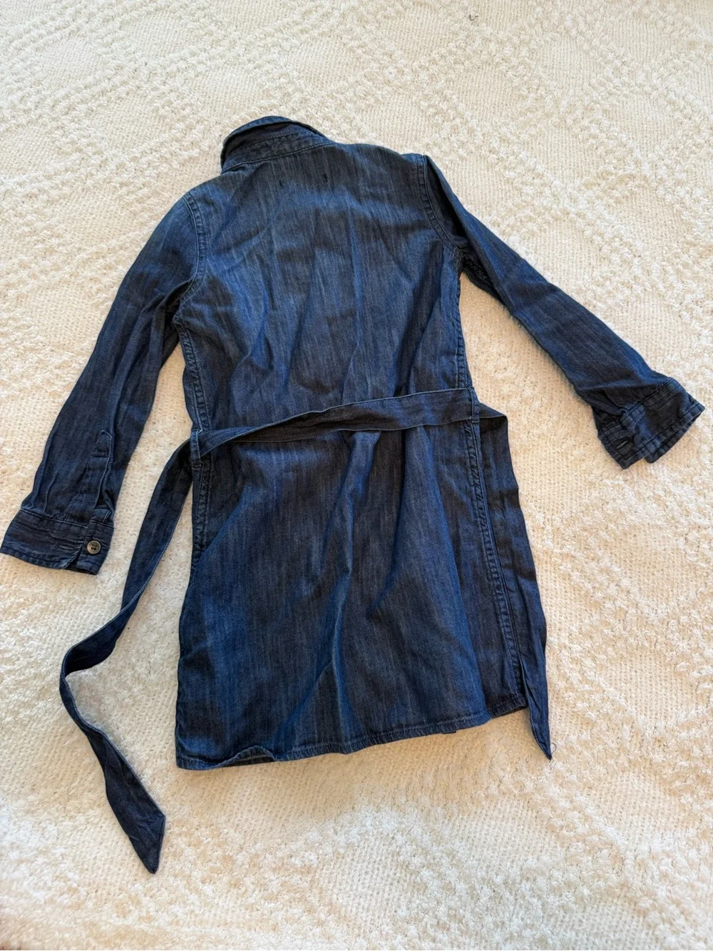 GAP Kids Navy Label on Dark Denim